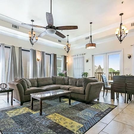 Spacious 4Br Condo On Carondelet Near All Hot Spo New Orleans Dış mekan fotoğraf