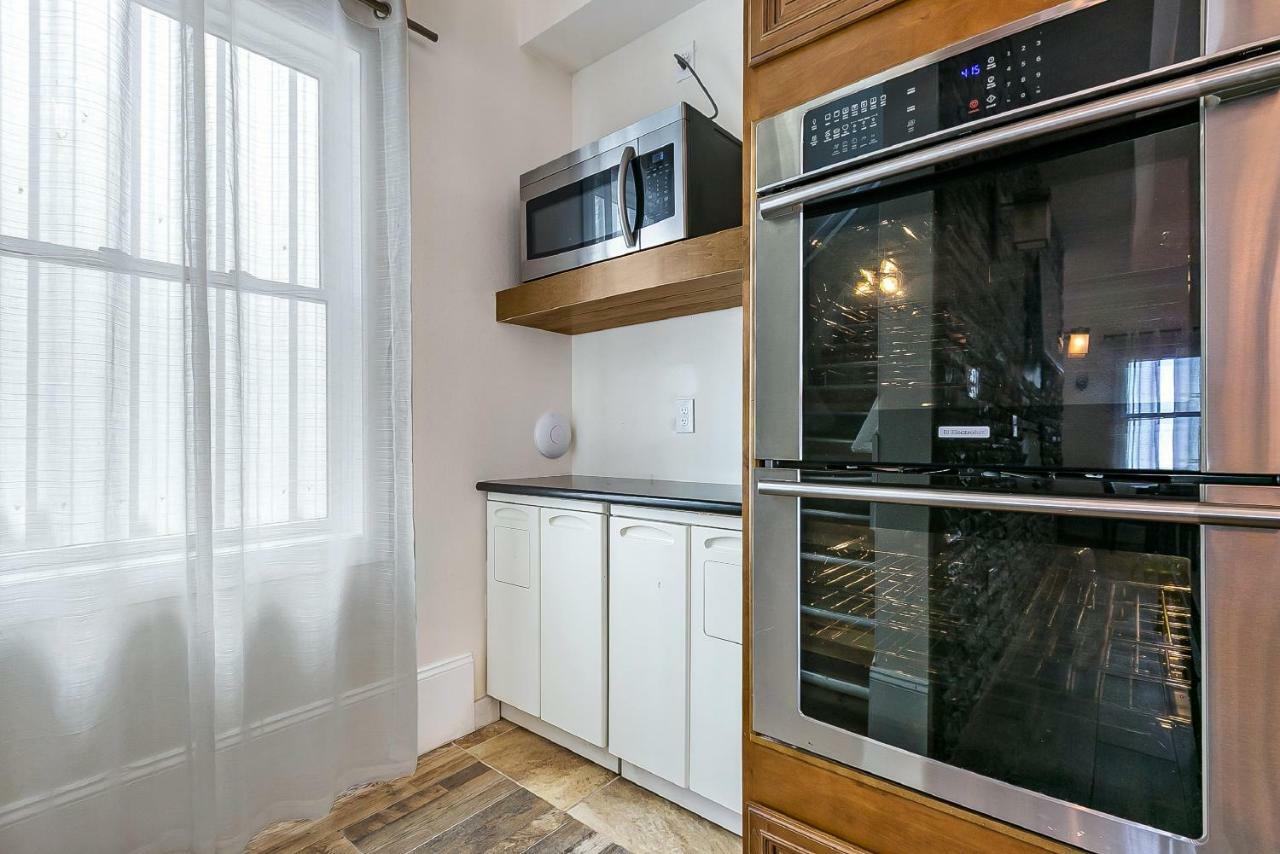 Spacious 4Br Condo On Carondelet Near All Hot Spo New Orleans Dış mekan fotoğraf